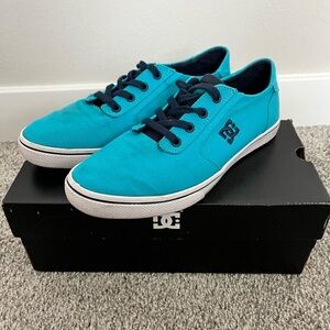 GUC DC Gatsby 2 Sneakers